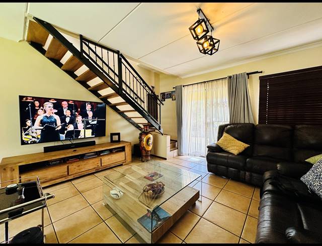 3 BEDROOM HOUSE FOR SALE IN ALBERTSDAL